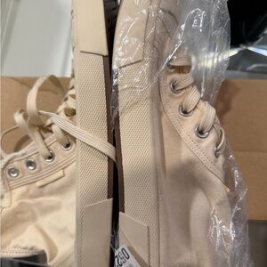 Balenciaga Beige Canvas High-Tops sneakers. Sz 44